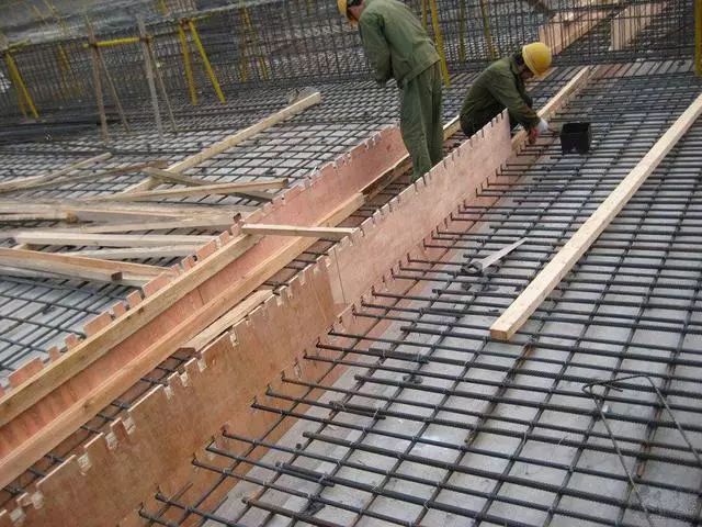 建筑施工中后澆帶、變形縫與施工縫的關鍵區別解析